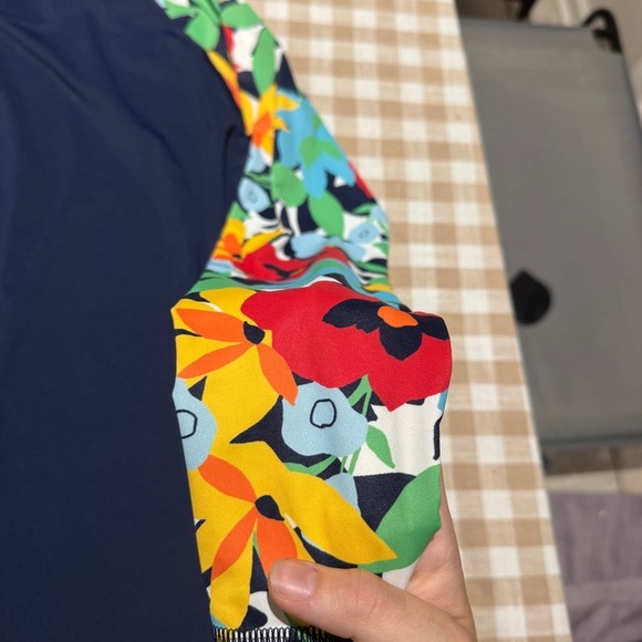 Speedo Women's Active Printed Long Sleeve Rashguard floral print size S - Picture 7 of 7